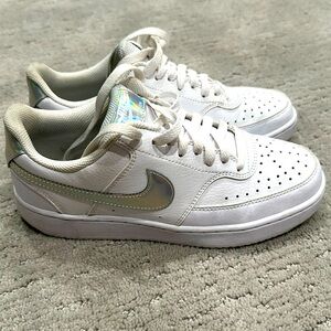 Iridescent Nike Court Vision Low (CW5596-100)